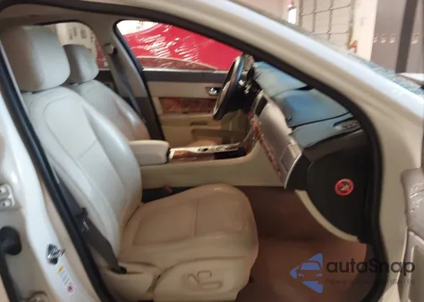 2009 Jaguar Xf Premium Luxury from USA, damaged, VIN SAJWA06B59HR04930